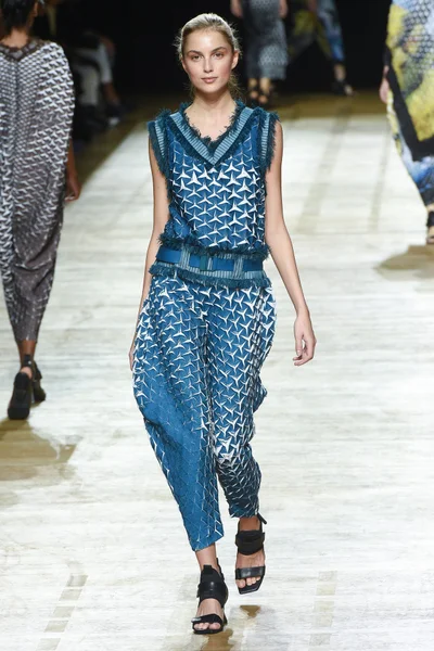 Look 6